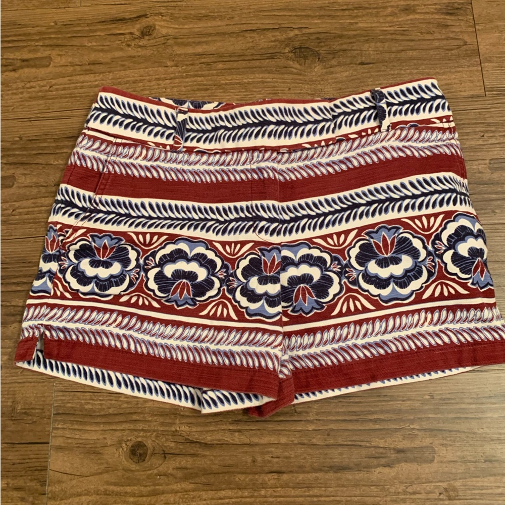 Ann Taylor LOFT The Riviera Red White Blue  Printed Short Size 4